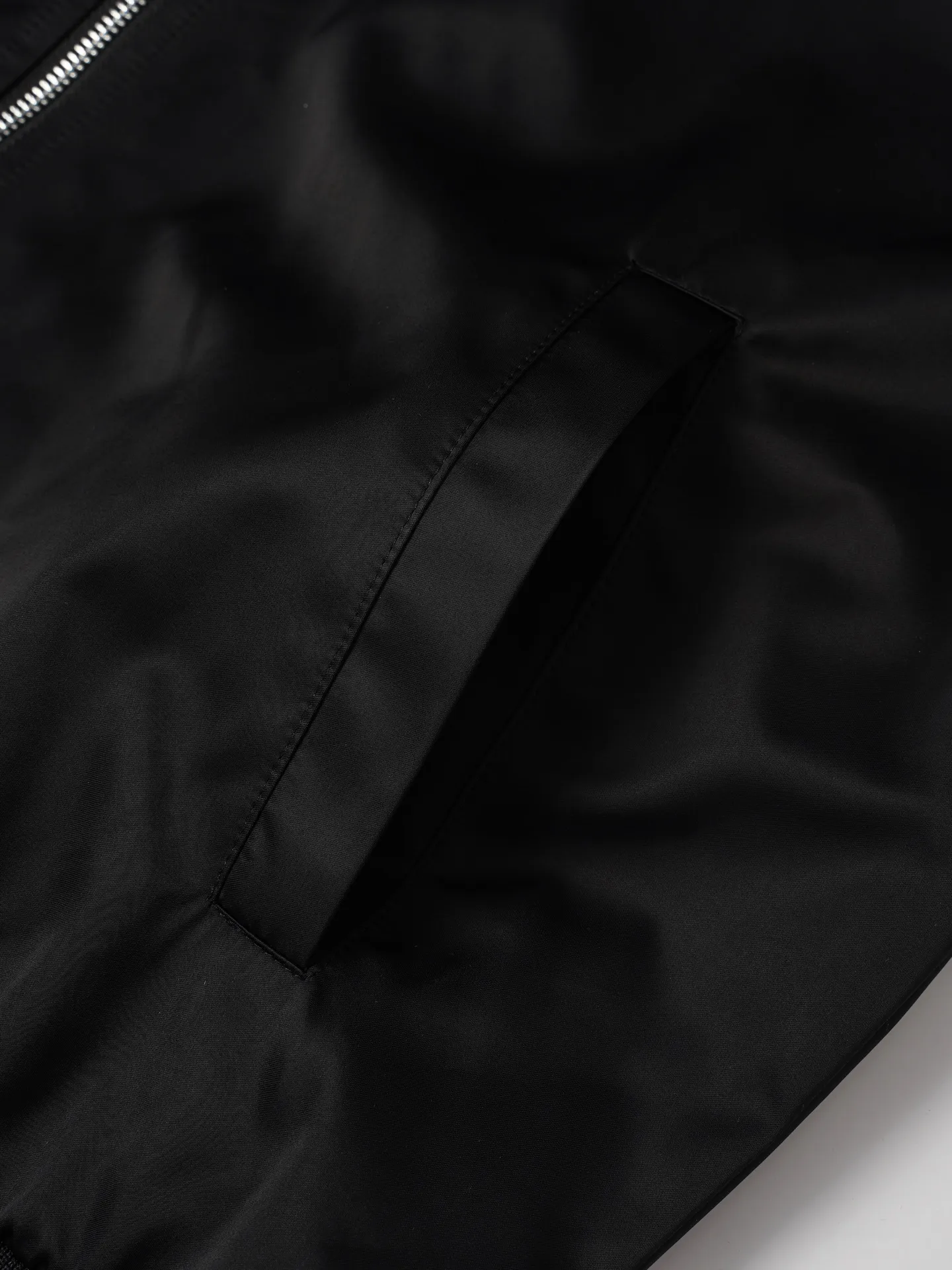 【Original Quality】 CH Classic ● ● ● ➕ Classic 19 ● ，Breathable ！ ● ， ！！ Size: S M L XL